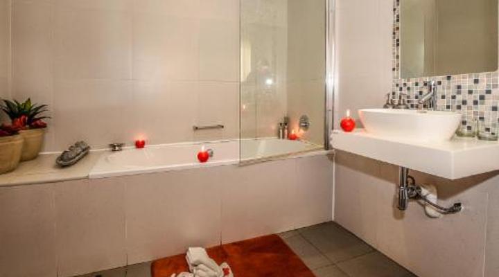 Yalla Yalla Boutique Hotel