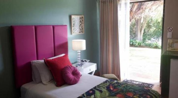 The Hedge Guesthouse