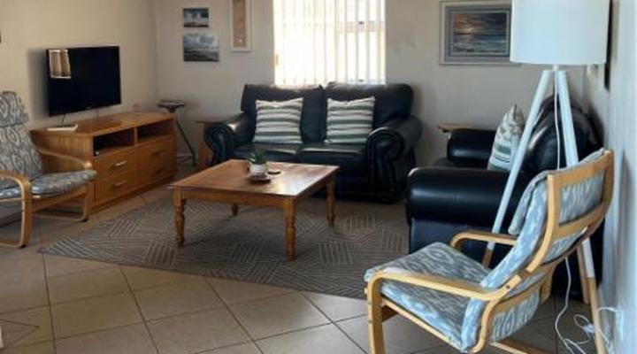 MAKISAKI BEACHFRONT ACCOMODATION