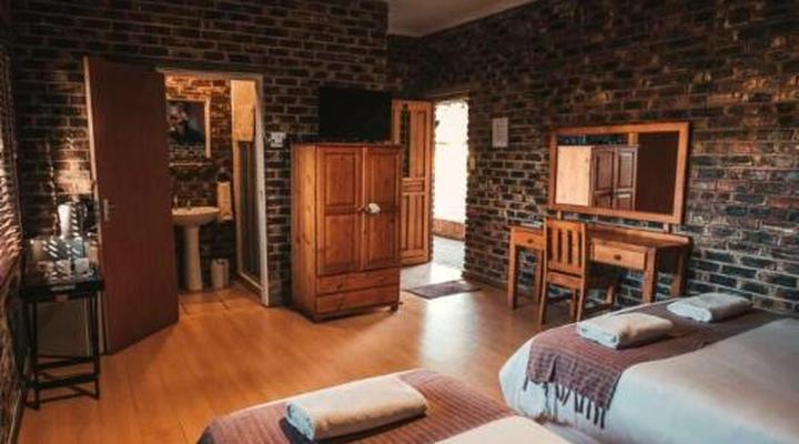 Micarlas Bed and Breakfast