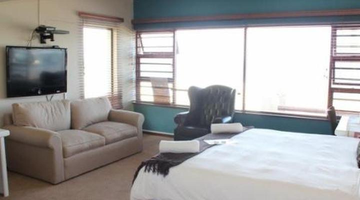 12 on Beach Guest House