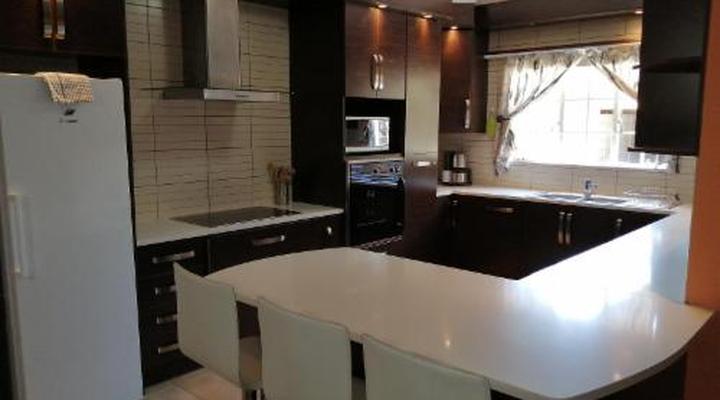 Capbon Guesthouse cc