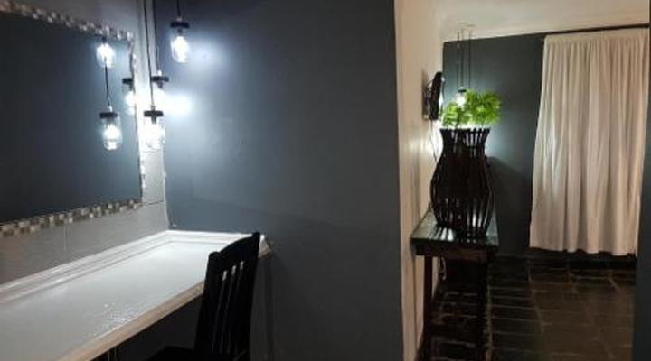 44 on Ennis - Guest Lodge