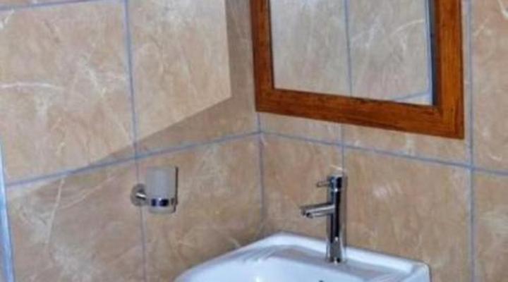 Vhafamadi Bed and Breakfast