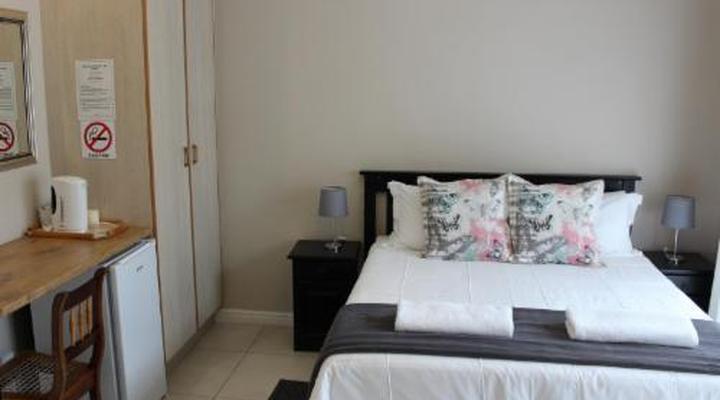 MeTime Guest House & Self Catering