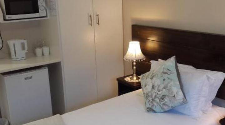 MeTime Guest House & Self Catering