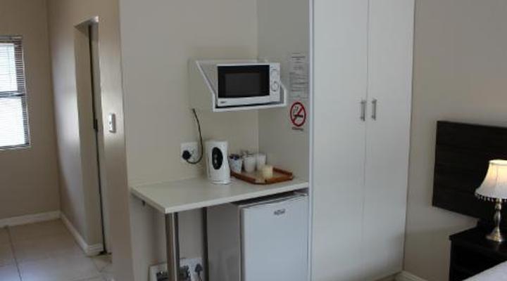 MeTime Guest House & Self Catering