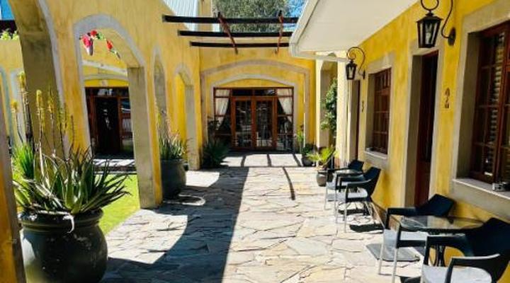 17 on Bird Guest House