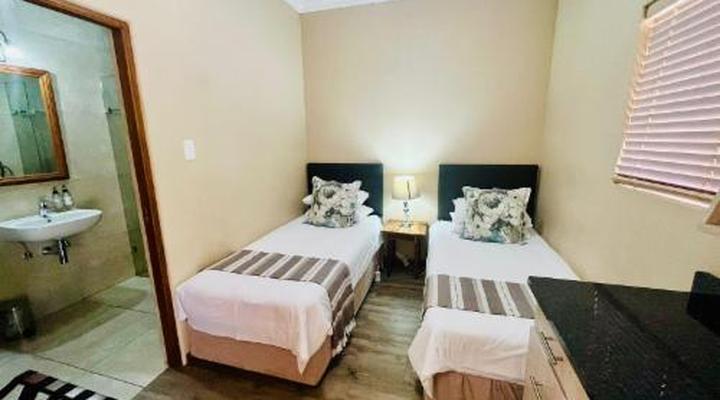 17 on Bird Guest House