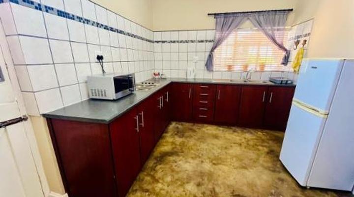 17 on Bird Guest House