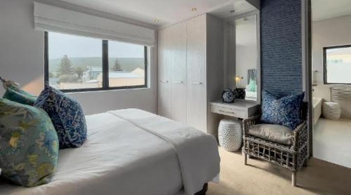 Le Paradis Penthouse Apartment