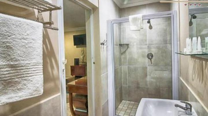 Lakeview Boutique Hotel