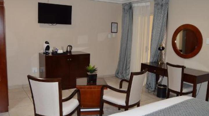 Lakeview Boutique Hotel