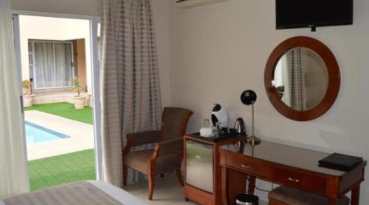 Lakeview Boutique Hotel