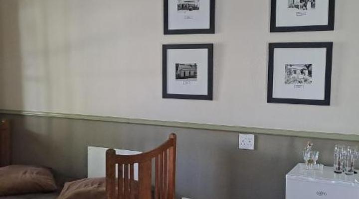 Housemartin Guest Lodge