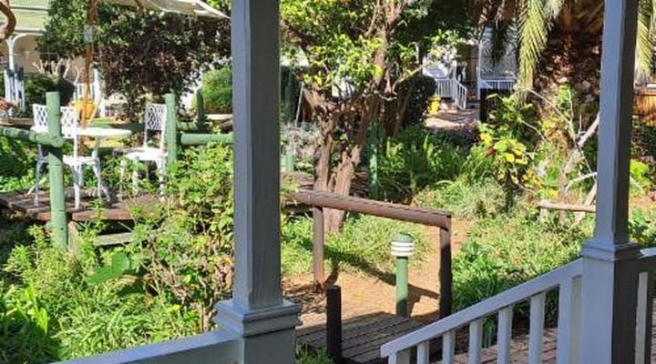 Housemartin Guest Lodge