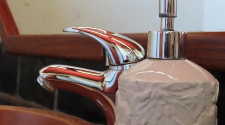 Hennie's Rest Guest House