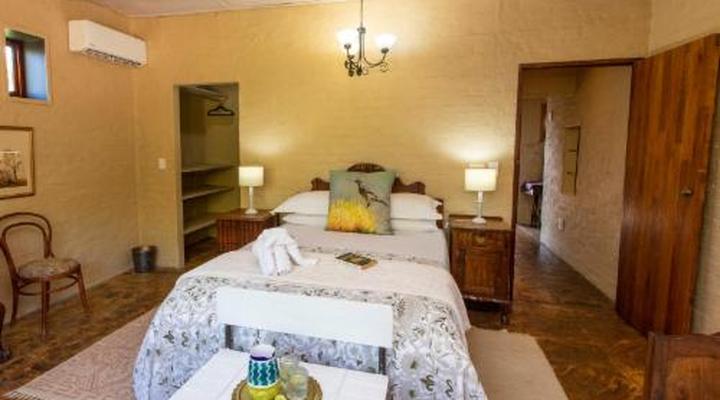 Hennie's Rest Guest House