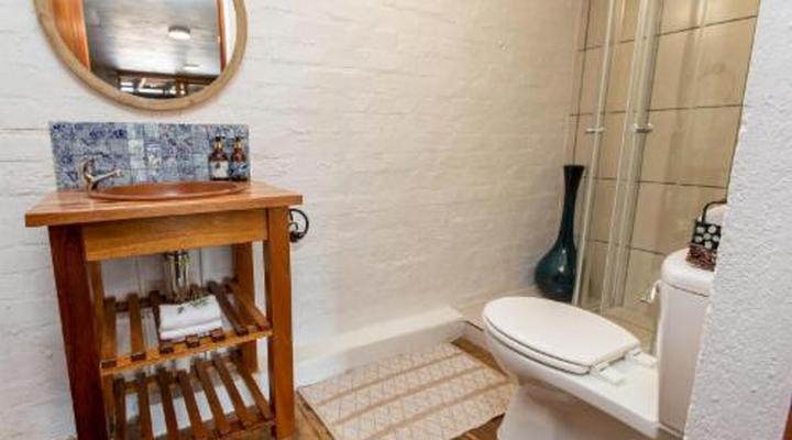 Hennie's Rest Guest House