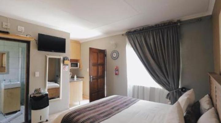 Ledumo Lodge Guesthouse