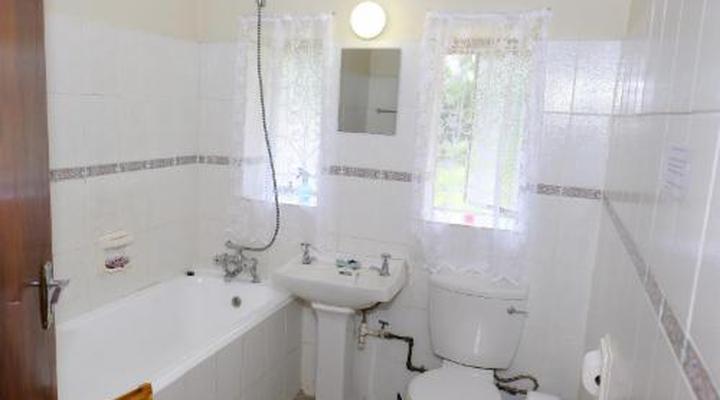 Ondini Guest House & Cottage