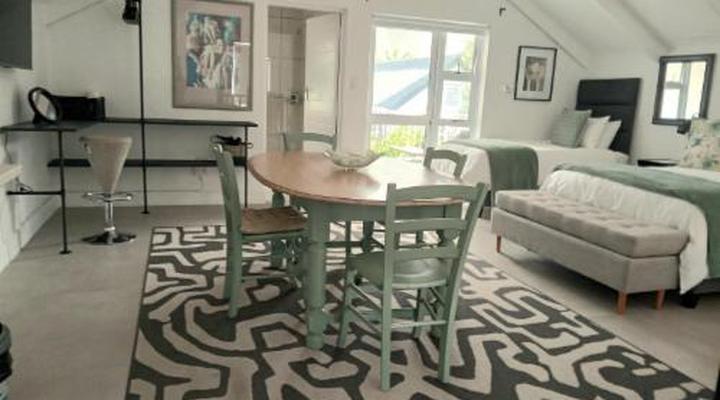 Hermanus Champagne Accommodation