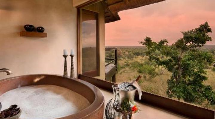 Makumu Private Game Lodge