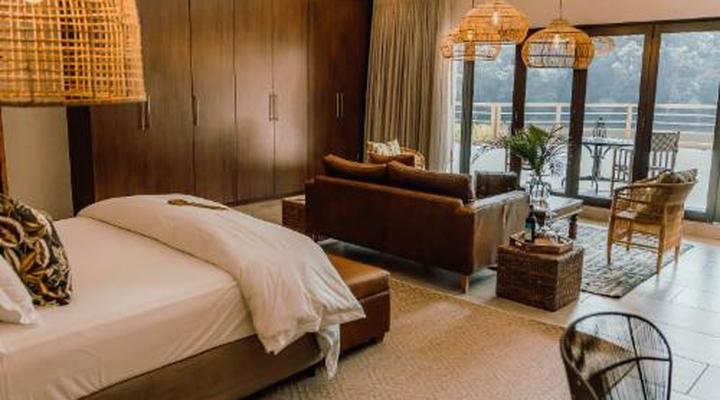 Bambuu Lakeside Lodge