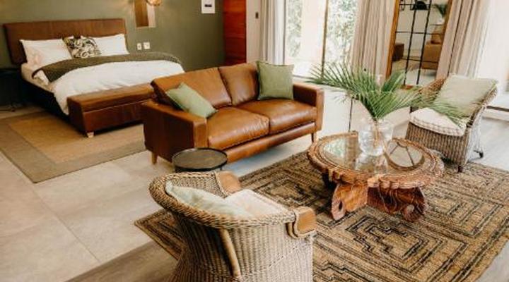 Bambuu Lakeside Lodge