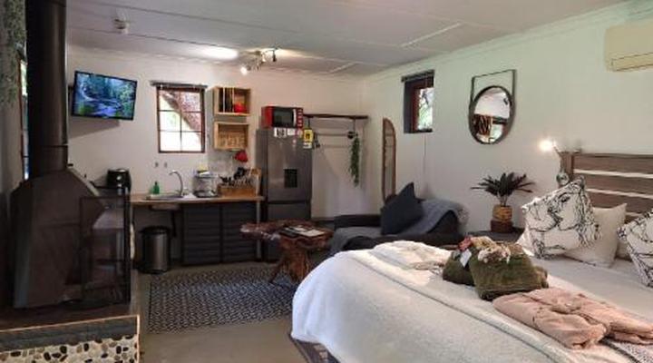 Cango Retreat Guest Farm