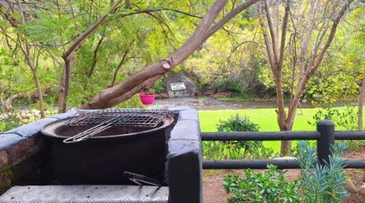 Cango Retreat Guest Farm