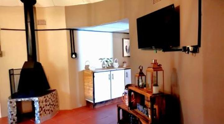 Cango Retreat Guest Farm