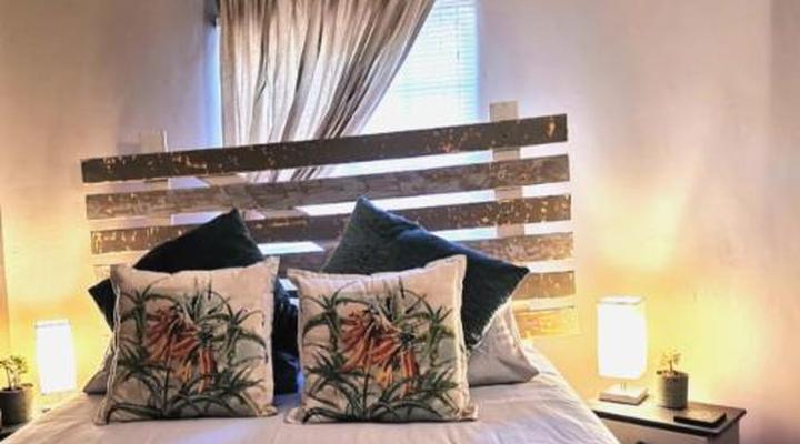 Cango Retreat Guest Farm