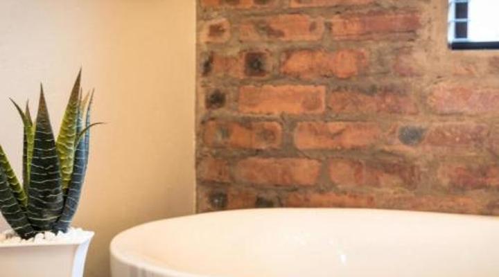 The Hilton Bush Lodge