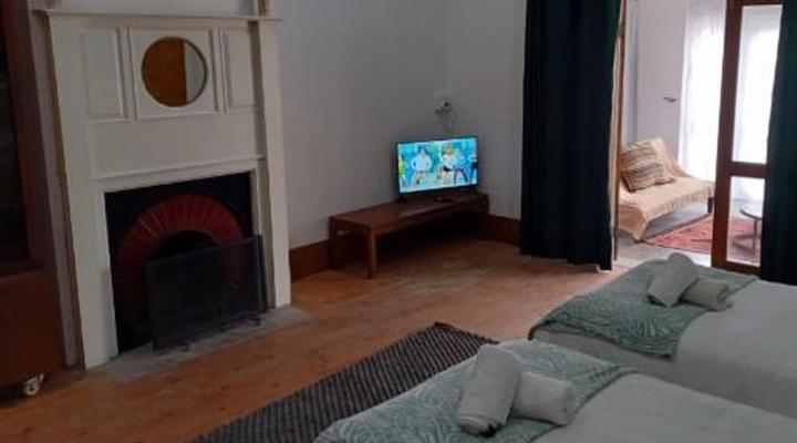 Yield House on Beach Road