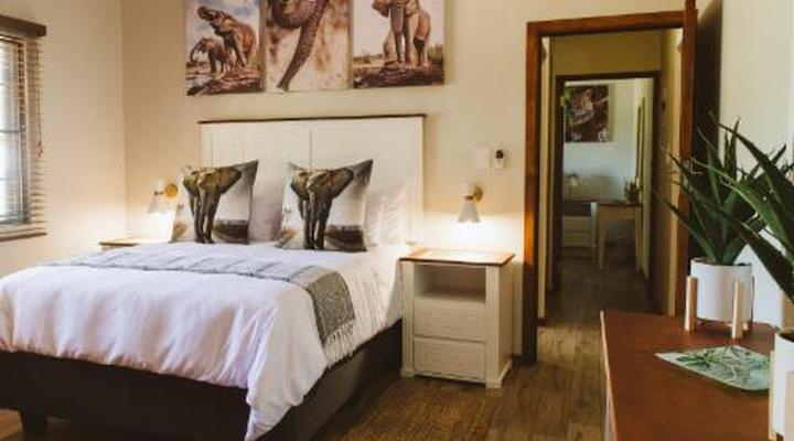 Monzi Safari Lodge