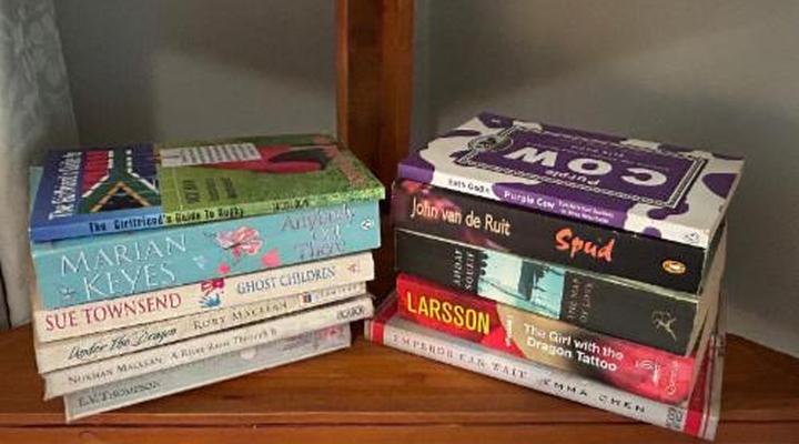 The Old Country House and Cottage