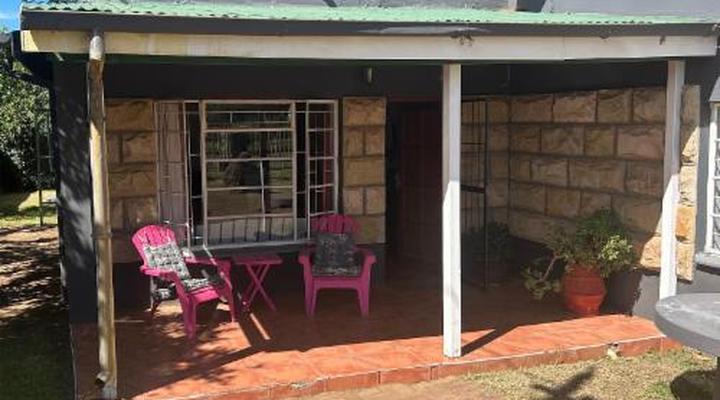 The Old Country House and Cottage