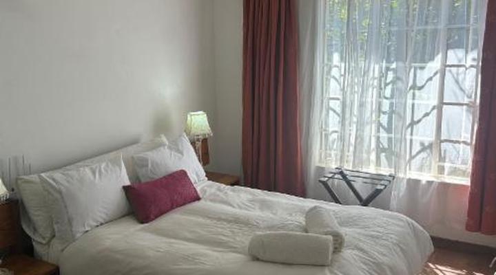 The Old Country House and Cottage