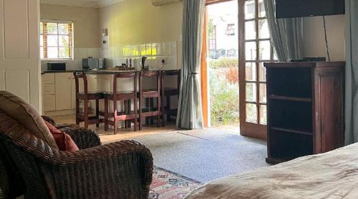 Bunkers Inn Guesthouse and Conference Venue