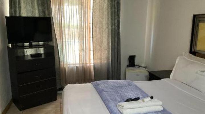 Royal Olympia Lodges & Safaris