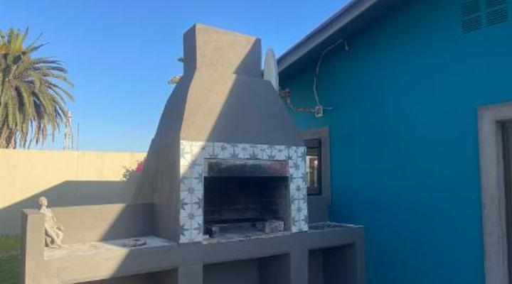 Skeleton Beach Backpackers