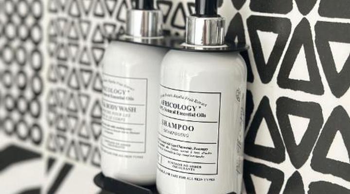 Skeleton Beach Backpackers