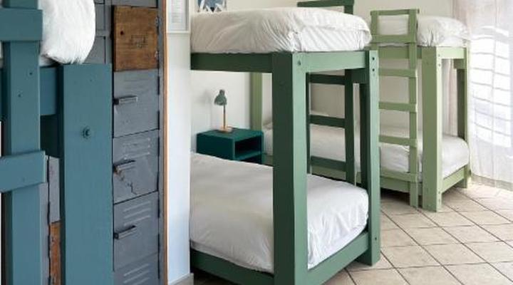 Skeleton Beach Backpackers