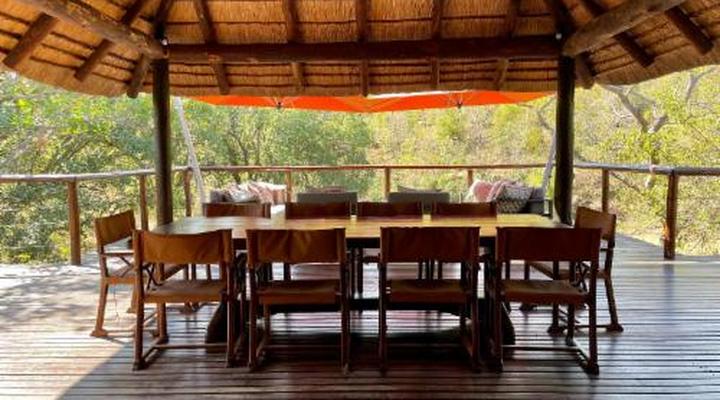 iHolidays - iBhubesi Lodge