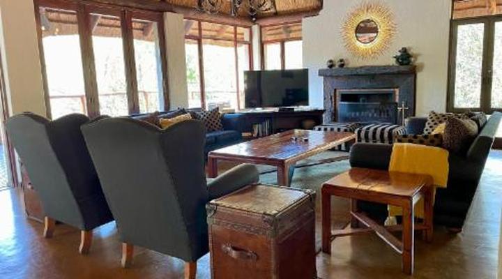 iHolidays - iBhubesi Lodge