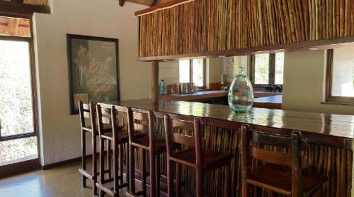 iHolidays - iBhubesi Lodge