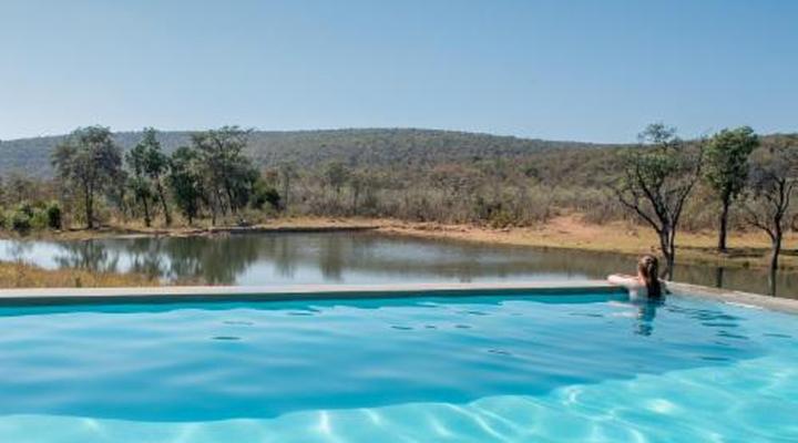 iHolidays - iBhubesi Lodge