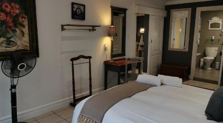 At 98 on Lynburn Guest House