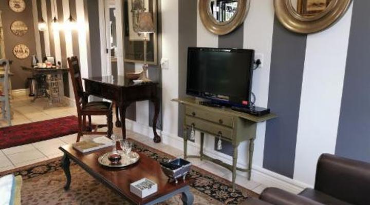 At 98 on Lynburn Guest House